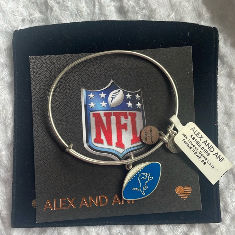 Alex and Ani NFL Lions
